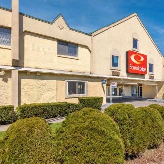 Econo Lodge Cortland Thumbnail