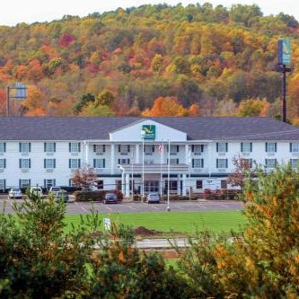 Quality Inn & Suites Conference Center Thumbnail