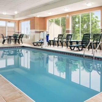 Comfort Inn & Suites Cuyahoga Falls - Akron Thumbnail