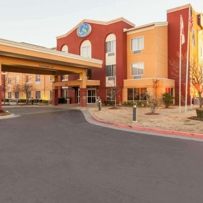 Comfort Suites Central/I-44 Thumbnail