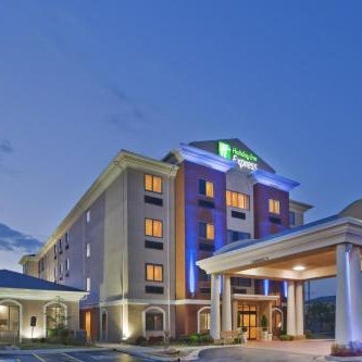 Holiday Inn Express Hotel & Suites Midwest City By IHG Thumbnail