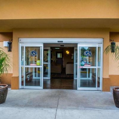 Comfort Suites Portland Southwest Thumbnail
