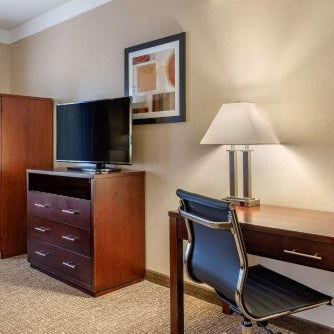 Comfort Suites Linn County Fairground And Expo Thumbnail