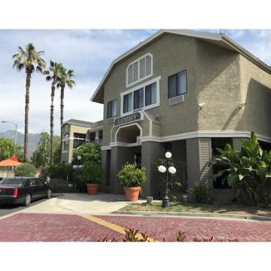 Oak Tree Inn Thumbnail