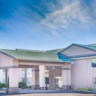 Baymont by Wyndham Bartonsville Poconos Thumbnail
