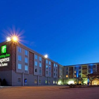 Holiday Inn Express and Suites Pittsburgh West Mifflin By IHG