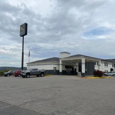 Quality Inn & Suites Thumbnail