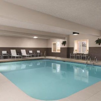 Country Inn & Suites by Radisson, Fairborn South, OH Thumbnail