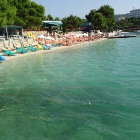 Hotel Villa Kapo Pool & Bar