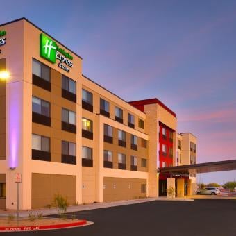 Holiday Inn Express & Suites Phoenix West - Buckeye By IHG Thumbnail