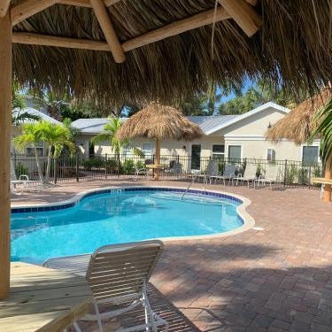 Twin Palms at Siesta Thumbnail