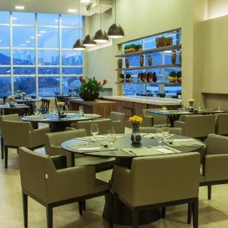 BH Raja Hotel Thumbnail