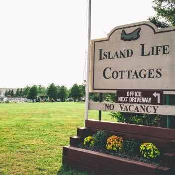 Island Life Cottages Thumbnail