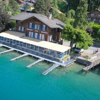 Boutique Hotel & Restaurant Niesenblick - Lakefront rooms with balcony on Lake Thun - SELF CHECK IN & digitale Reception