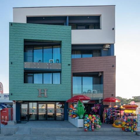 Hotel H pe plaja Belona Thumbnail