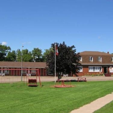 SUMMERSIDE MOTEL &COTTAGES Thumbnail