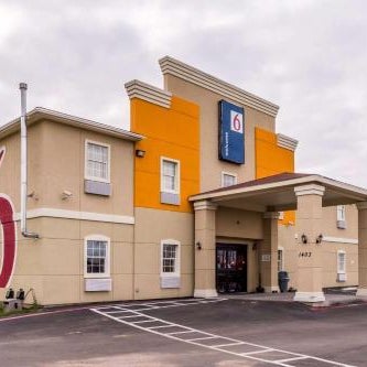 Motel 6-Jourdanton, TX Thumbnail