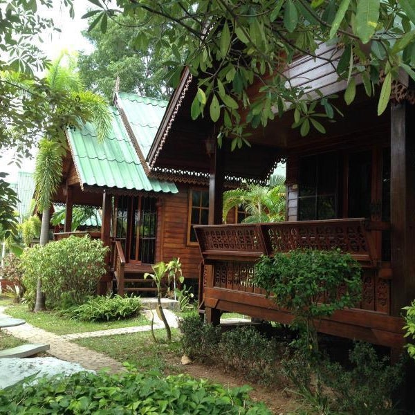 Baan Ingkhao Resort