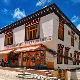 Hotel Deyzor