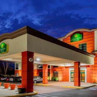 La Quinta Inn & Suites by Wyndham Mt. Laurel - Philadelphia Thumbnail