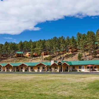 Rock Crest Lodge & Cabins Thumbnail