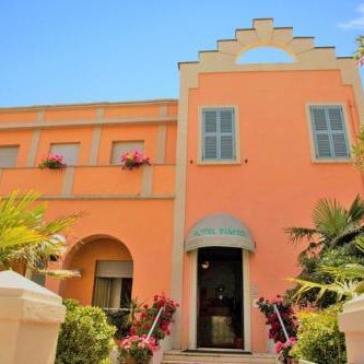 Amadei Hotel Blumen Thumbnail