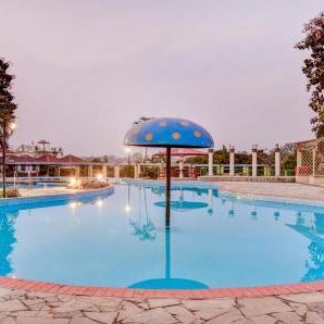 Treebo Premium Blue Mountain Resort With Swimming Pool
