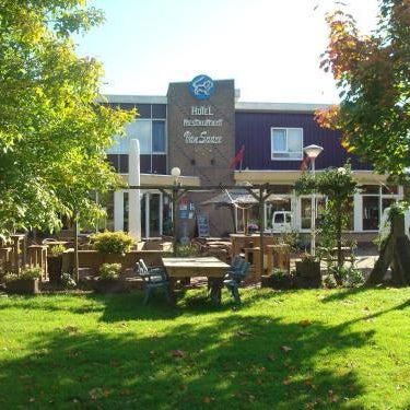 Hotel and Restaurant van Saaze - Free Parking