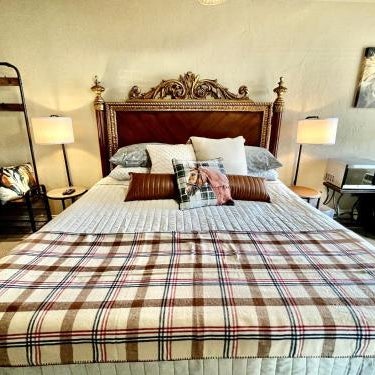 Shamrock Cove Inn Thumbnail
