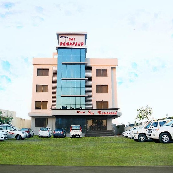 Hotel Sai Ramanand