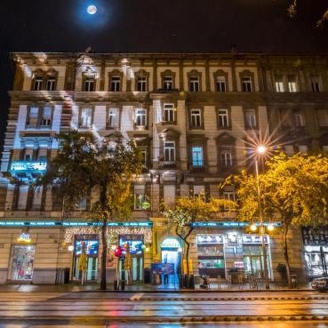 Full Moon Budapest