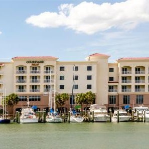 Courtyard by Marriott St. Petersburg Clearwater/Madeira Beach Thumbnail