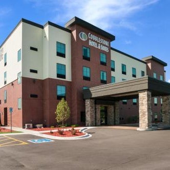 Cobblestone Hotel & Suites Appleton International Airport Thumbnail