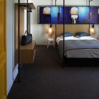 Zoom Hotel Thumbnail