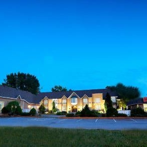 Fullerton Manor Inn Thumbnail