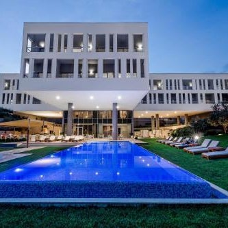Hotel Salona Palace Thumbnail