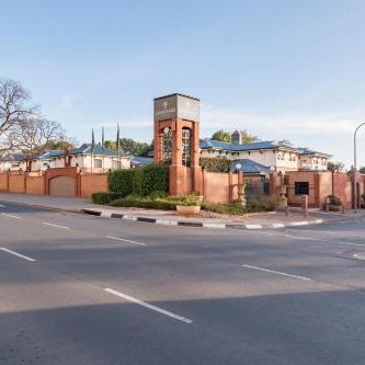 Courtyard Hotel Rosebank