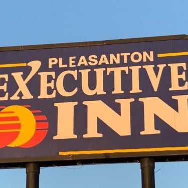 Pleasanton Executive Inn By OYO Thumbnail