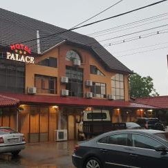 Hotel Palace