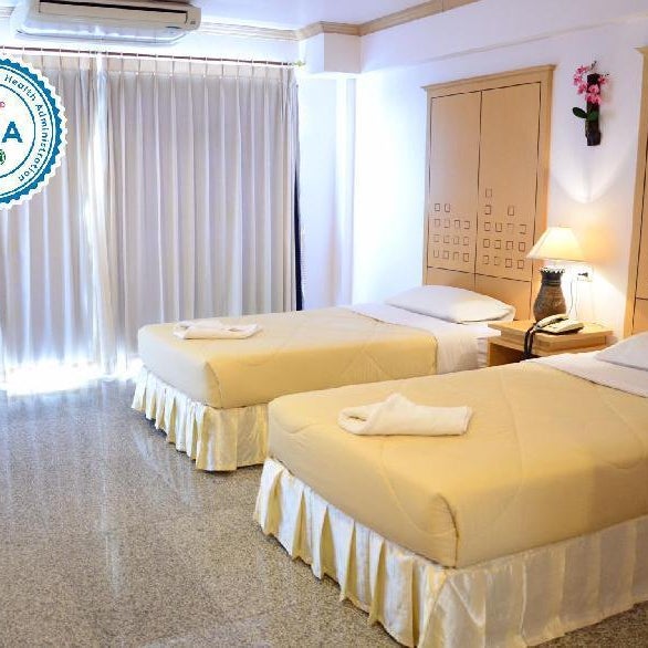 Maneerote Hotel Surin