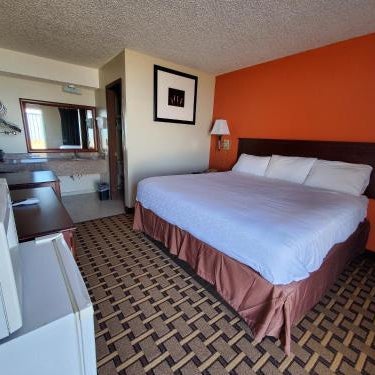 Relax Inn Henryetta Thumbnail