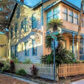 Victorian House Bed and Breakfast Thumbnail