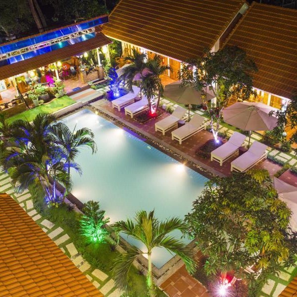 Little Garden Bungalow Thumbnail