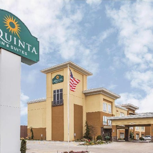 La Quinta Inn & Suites by Wyndham Enid Thumbnail