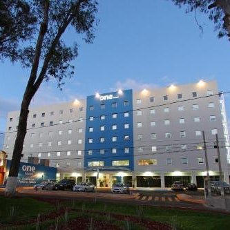 One Guadalajara Periférico Poniente