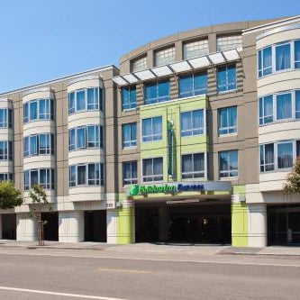 Holiday Inn Express Hotel & Suites Fishermans Wharf By IHG Thumbnail