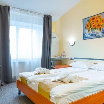 Apart Hotel Tomo FREE PARKING Thumbnail