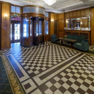 Hotel Metropolis Thumbnail