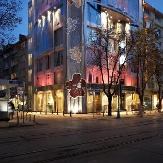 Les Fleurs Boutique Hotel