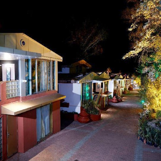 Summer Plaza Resort 